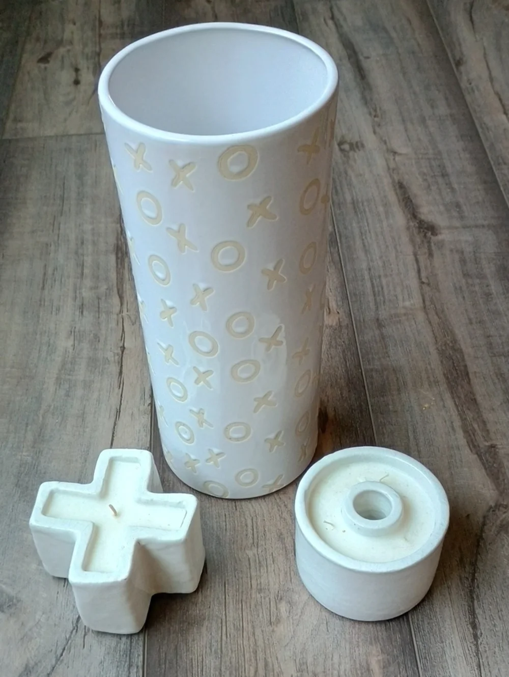 XO Vase And Candle Set